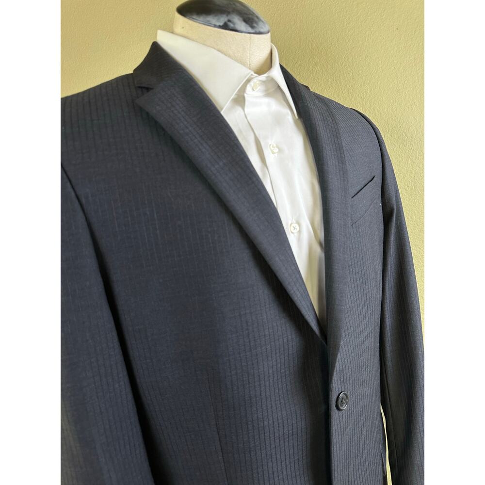 Calvin Klein 44L Men Blazer Dark Grey Sport Coat 2 Button 1 Vent pin stripe
